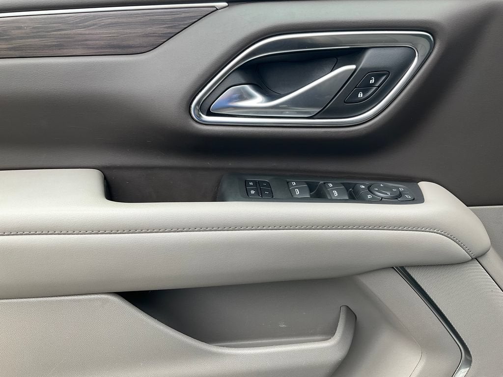 2022 Chevrolet Suburban LT