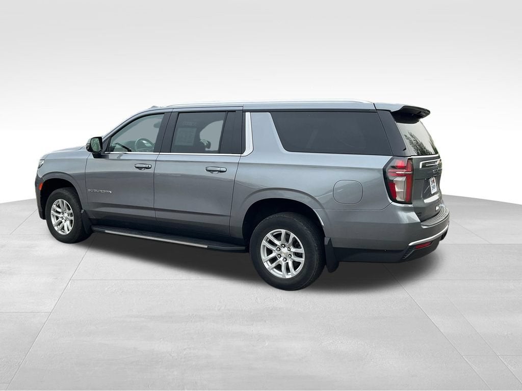 2022 Chevrolet Suburban LT