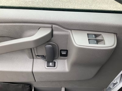 2026 Chevrolet Express Cutaway 3500 1WT