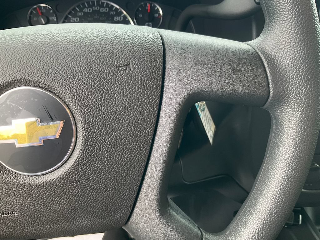 2026 Chevrolet Express Cutaway 3500 1WT