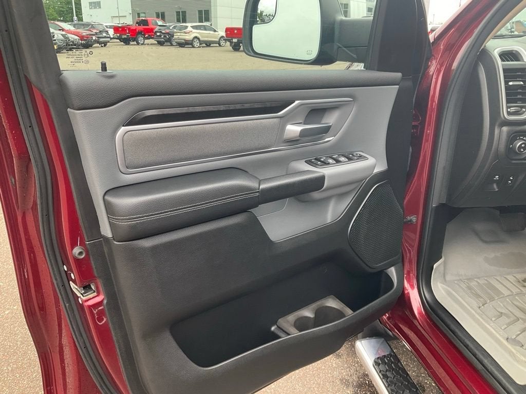 2020 RAM 1500 Big Horn Quad Cab 4x4 6'4" Box