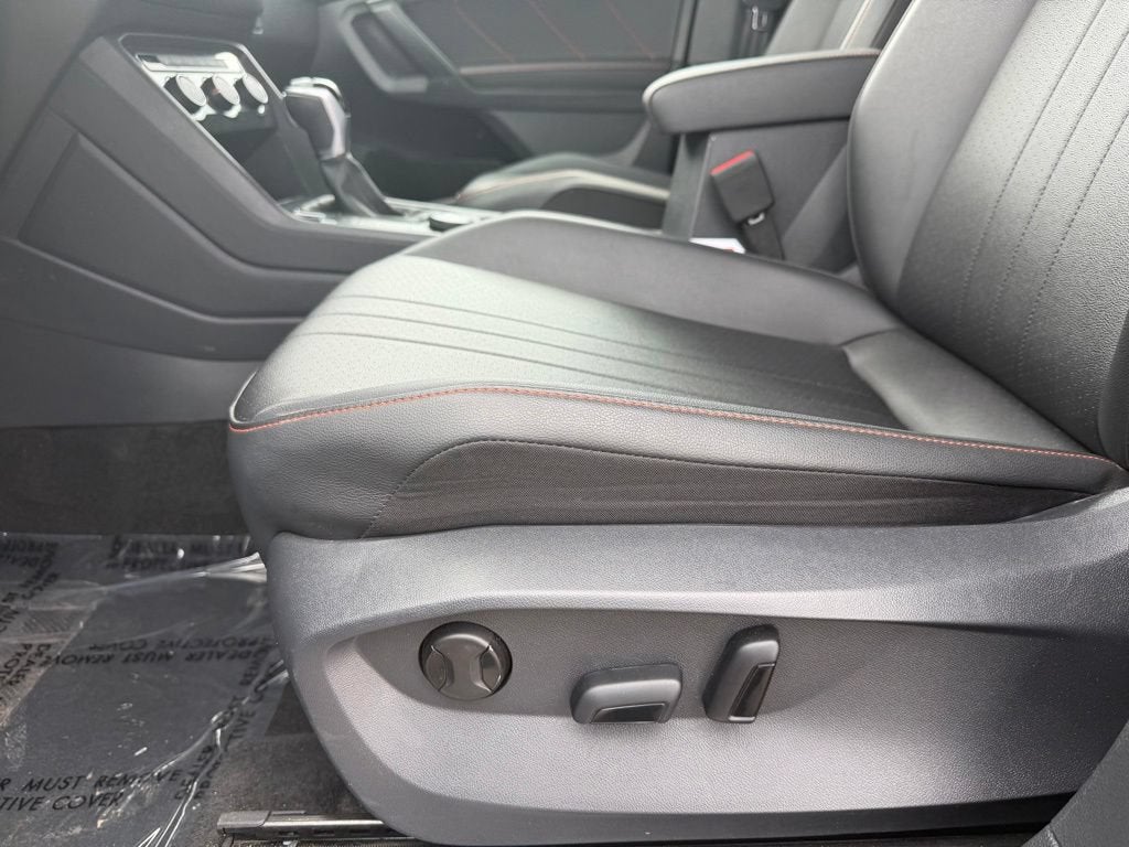 2024 Volkswagen Tiguan 2.0T Wolfsburg Edition