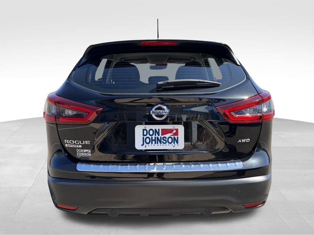 2022 Nissan Rogue Sport S