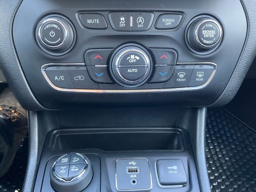 2019 Jeep Cherokee Trailhawk