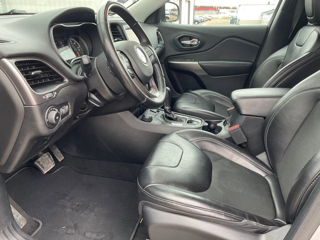 2021 Jeep Cherokee Latitude Plus