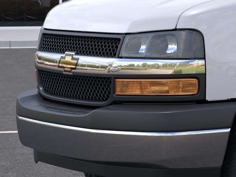 2026 Chevrolet Express Cutaway 3500 1WT