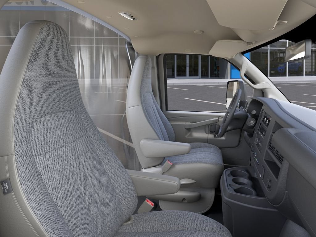 2026 Chevrolet Express Cutaway 3500 1WT