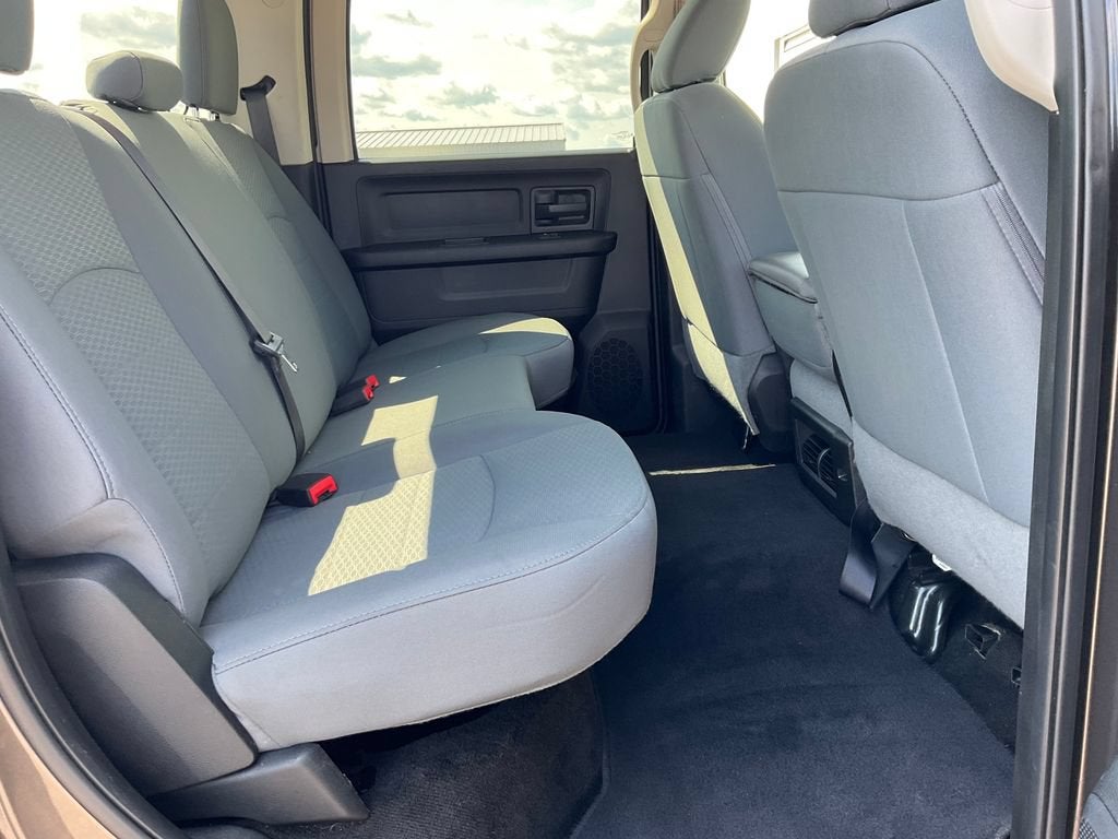 2018 RAM 2500 Tradesman Crew Cab 4x4 6'4" Box
