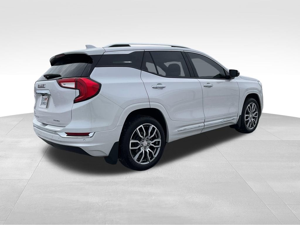2023 GMC Terrain Denali