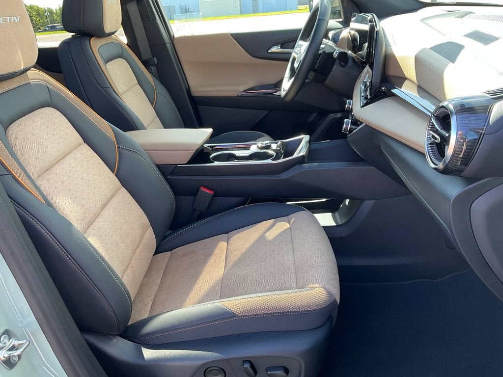 2025 Chevrolet Equinox ACTIV